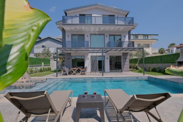 Вилла Алишен