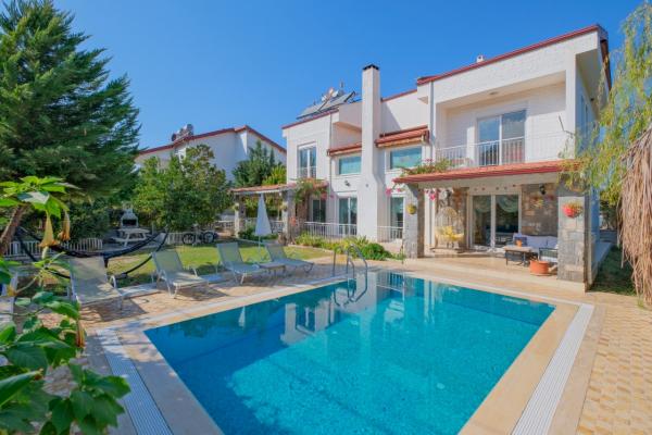 Вилла Мелек (ASU VILLA)