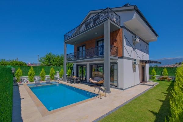 ВИЛЛА DURU (МЕХМЕТ КЮЧЮКЕЗ)